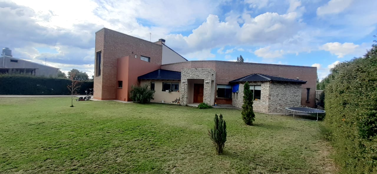 Casa pasaje San Isidro